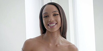 Alexis Tae - Ebony Babe Is Fantastic At Giving Fellatio Pov