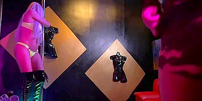 Watch Cute And Van Wyldes