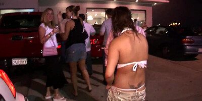 SpringBreakLife Video: Limo Ride Home From Club