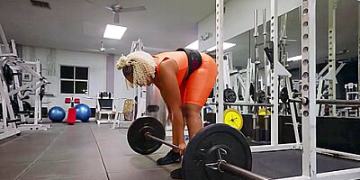 Trainer Rides In The Gym - Booty Licious