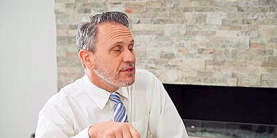 Does A Very Crazy Footjob For Big-dick - Blake Blossom And Keiran Lee