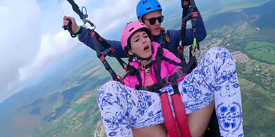 Wet Pussy Squirting In The Sky 2200m High In The Clouds While Paragliding 18 Min