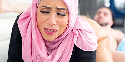 Carmela Clutch And Peter Green - Horny Arab Milf In Hijab Gets Fucked In Various Positions