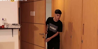 Stepson And His Best Friend Make His Stepmother Suck They Convince His Stepmother To Suck Their Cock Until He Come In Her Mouth