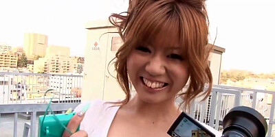 Kinky Japanese blonde is orgasming because of the toy