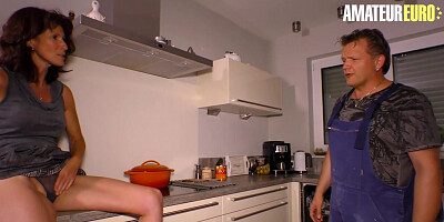 Plumber fucks the horny housewife on the couch