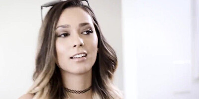 Teen has sex with uncle's friend during summer vacation