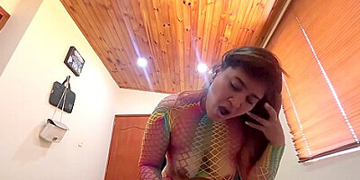 Colombiana De Enorme Culo Me Da Una Rica Follada