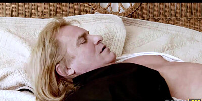 DADDY4K. Babe will not forget wedding day because of sex with BFs Step dad