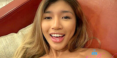 Clara Trinity - Amateur Babe Gets Her Pussy Played With And Gets Ready To Get Fucked Pov