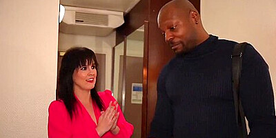 The Room Upgrade - Montse Swinger