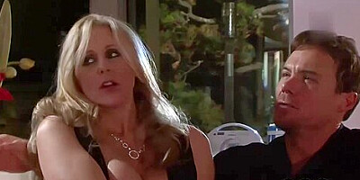 Une Mere Et Sa Fille - Step mother And Step daughter - Bobbi Starr,jade Laroche,tarra White,dana Dearmond,kristina Rose,chayse Evans,julia Ann,denis Marti,mr. Marcus,danny Mountain, Jerry