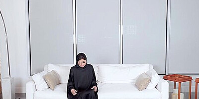 Ella Knox - Creampied Is Wearing A Hijab For This Occasion