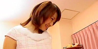 Amazing Japanese girl in Hottest Facial JAV video