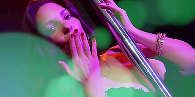Cutesy Sexy And Mindis High Heels Action - Sexy Vanessa And Mindi Mink