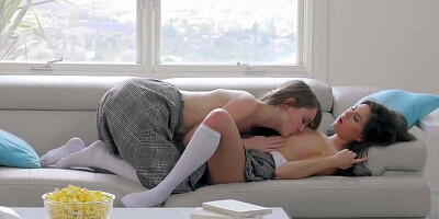 Shyla Jennings And Samantha Hayes Make Love In The L