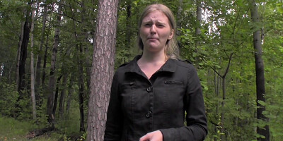 Evelina Juliet in amateur girl in stockings gives head and fucks