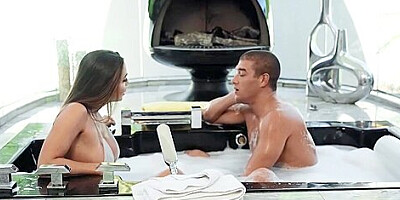 Surprise Bath Sex With - Abigail Mac