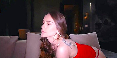 Alluring Darkhaired Babe Dreams About Assfu - Tushy Raw And Lily Glee