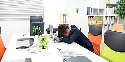 おばさん女上司と残業セックス中出しオフィス　篠田ゆう 15 Min