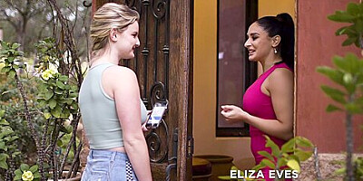 Watch Excellent And Eliza Evess Action