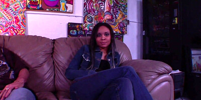 Ebony teen with big ass gets her pussy fucked deeply