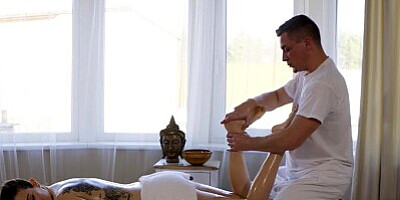 Massage Rooms Tattooed Italian brunette Marica Chanelle oily fuck session