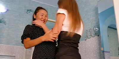 Hotties bonk horny mature lesbians in compilation