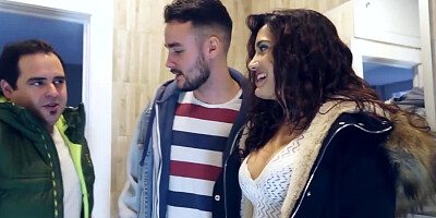 Friends bring chick to a place where she gives blowjob for money