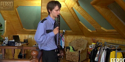 Prostitute is scored by a policeman for free