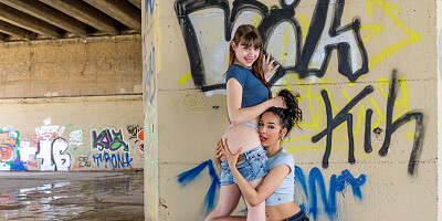 Two kinky girls having lesbian sex in an abandoner building