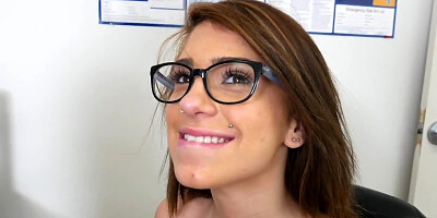 Hot babe is having sex with her colleague at the office