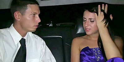 Teen 18+ Sucks Cock And Gets Hard Pounding In Prom Night Limo