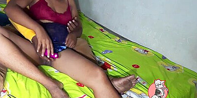 Delivery Boy What This Sri Lankan Wife & Her Cuckold Hubby Wants Watching Fluking Wife