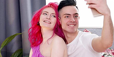Pink-hair Escort Gf Experience - Alien Fox