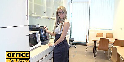 Aleska Diamond - Spex Slut Goes Down On You At The Office