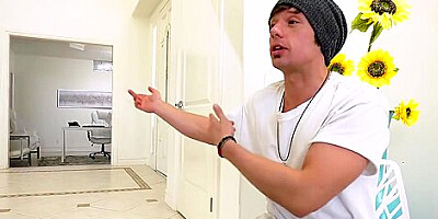 Hot Stepmom Brandi Love Is Watched Daisy Taylor Pornstar By Stepson As She Does His Two Black Friends