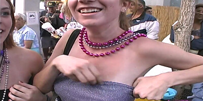 Costumed Exhibitionists Bare Tits Ass & Pussy At Fantasy Fest - DreamGirlsMembers