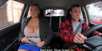 Public curvy plumper in pantyhose outdoor fucked in car