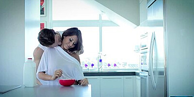 Madison Ivy In Breakfast Then Love Making For Stepmom