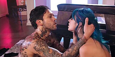 Loves That Big Dick Sliding In & Out - Jewelz Blu