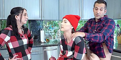 Big Cock Xxx With Desirable And From With Riley Jean, Serena Hill And Violet Spice