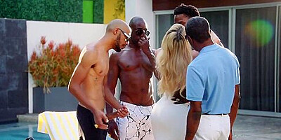 Milf With Big Milkings Serves Strong Black Cocks