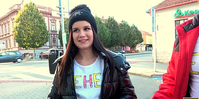 A Hand To Help E50 With Little Eliss