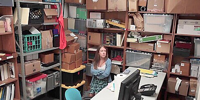 Brooke Bliss In Hammered By Real Big Dick Cop In The Office