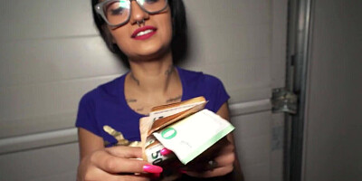 French hottie with a shaved pussy is enjoying a deep dicking