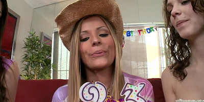 4 girl lesbian party