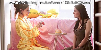 Scarlett Alexis And Anna De Ville Female-friendly Birthday Climax At Sinful