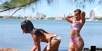 Watch Elite And Jenna Foxxs Video