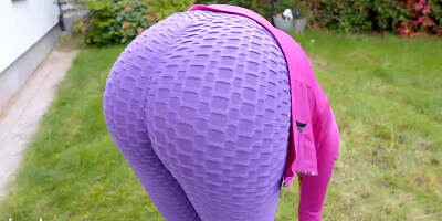 Alexis Crystal In Gives French Maid Spanking And Lesbian Anal Orgasm